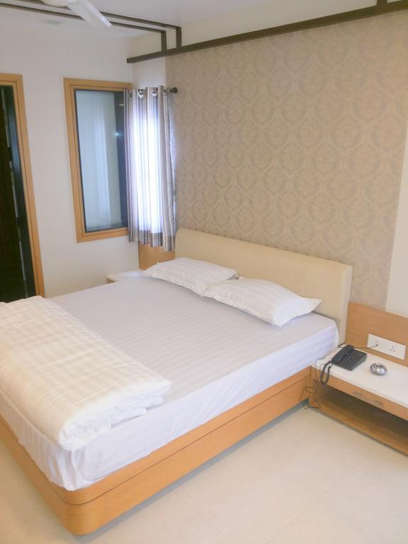 Hotel Sangat Plaza Bhopal Camera foto
