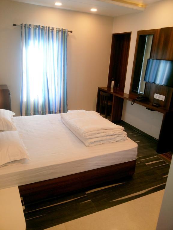 Hotel Sangat Plaza Bhopal Camera foto